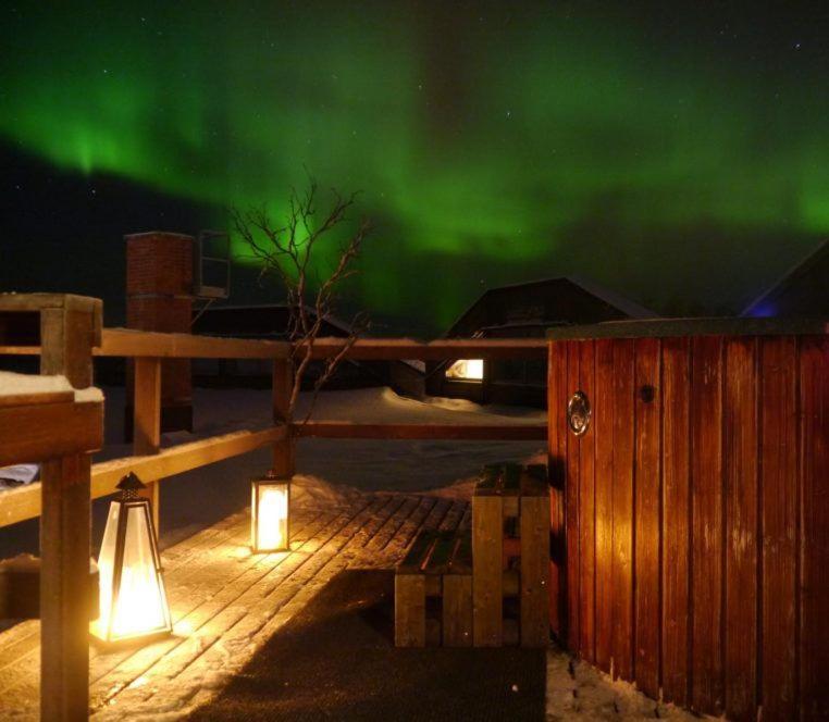 Máttaráhkká Northern Light Lodge Kiruna község Kültér fotó
